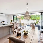 Semesterbostad Beachhouse36 *