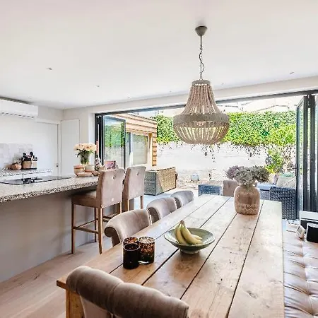 Semesterbostad Beachhouse36 *